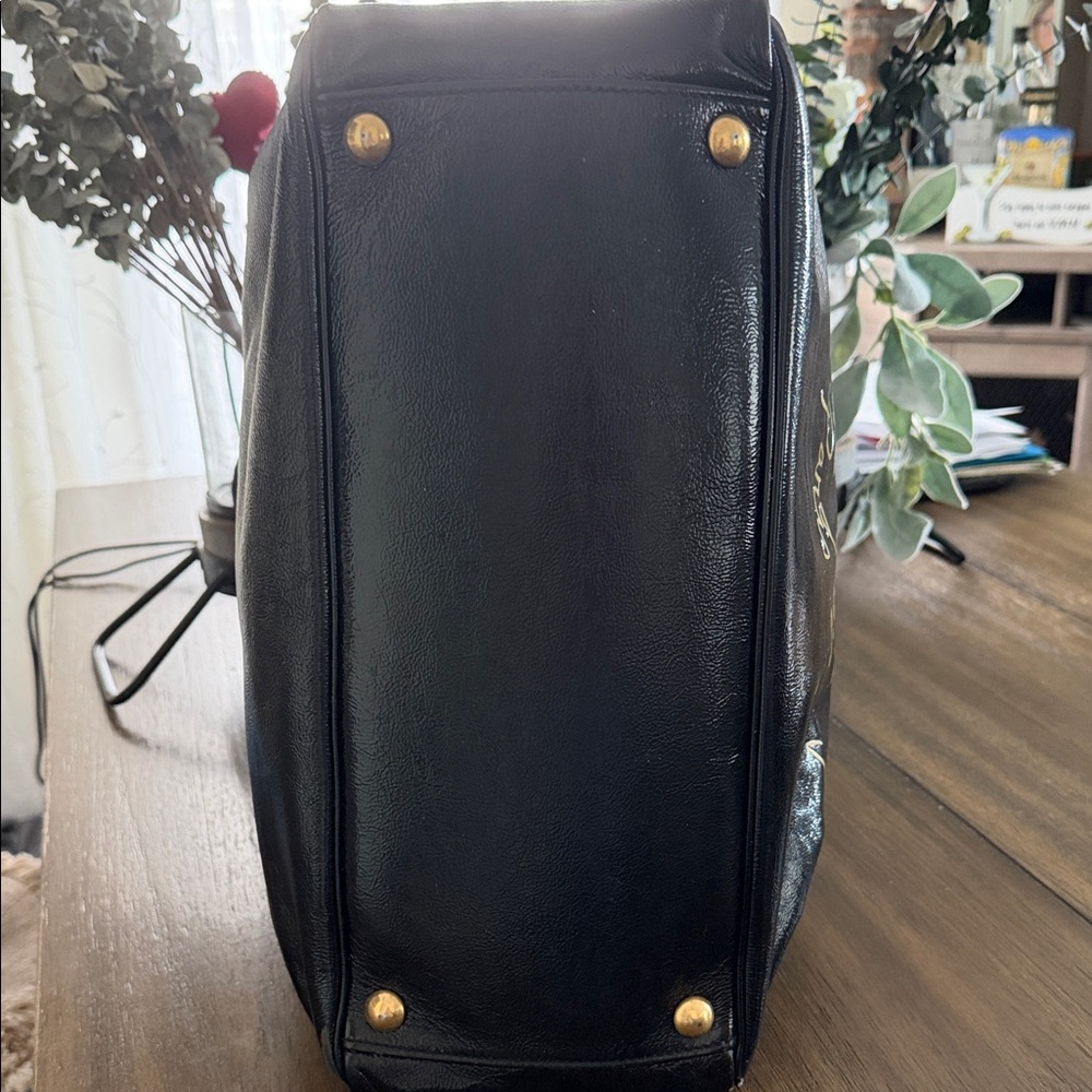 Yves✨ Saint Laurent ✨🖤Black Patent 🖤Tote with Gold Script - Picture 5 of 8
